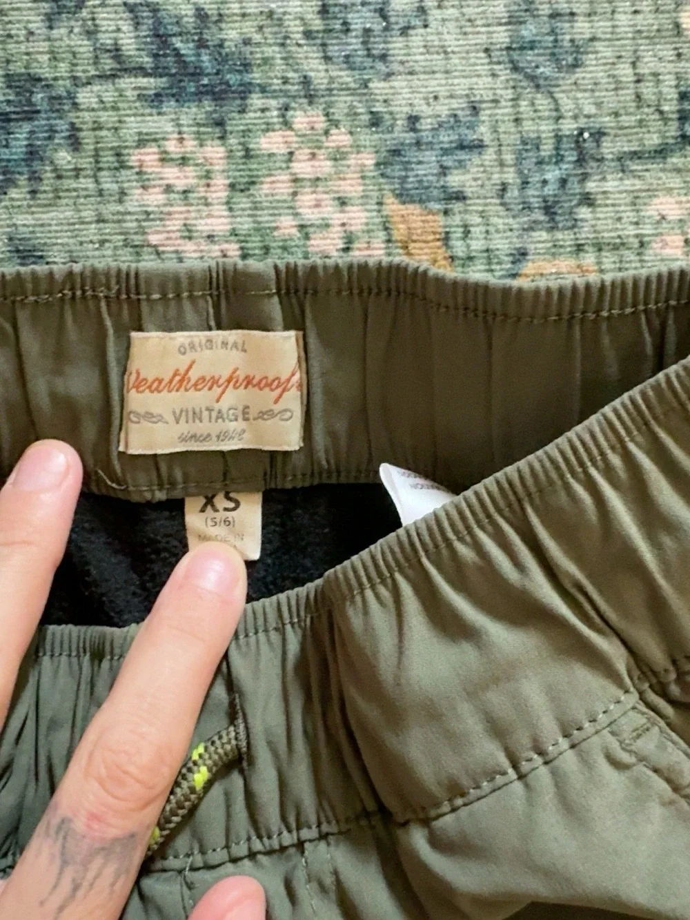 Weatherproof lightweight olive